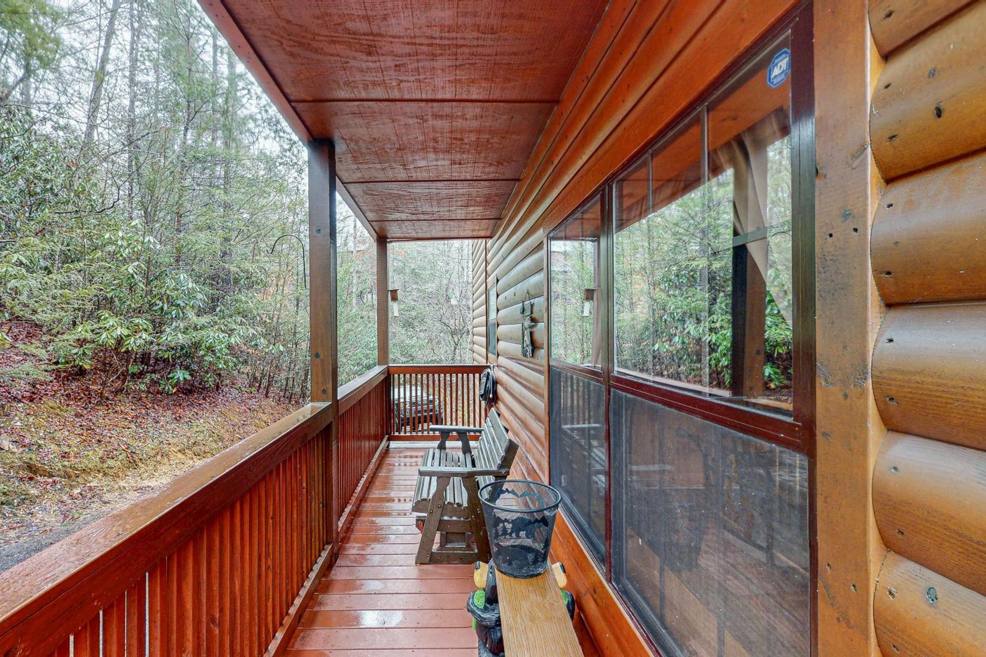 Cozy Cub Cabin Гатлинбург Экстерьер фото